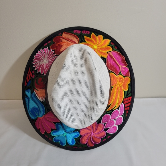 Beautiful Embroidered Hat - Picture 5 of 11